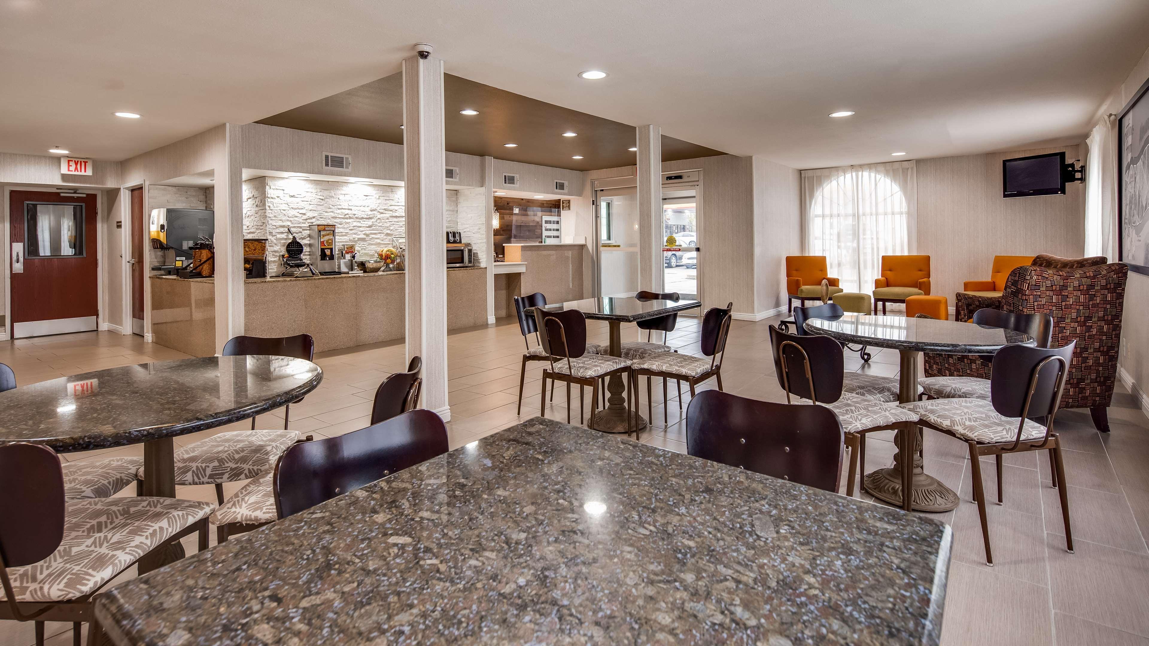 Surestay Hotel By Best Western Alexandria Airport מראה חיצוני תמונה