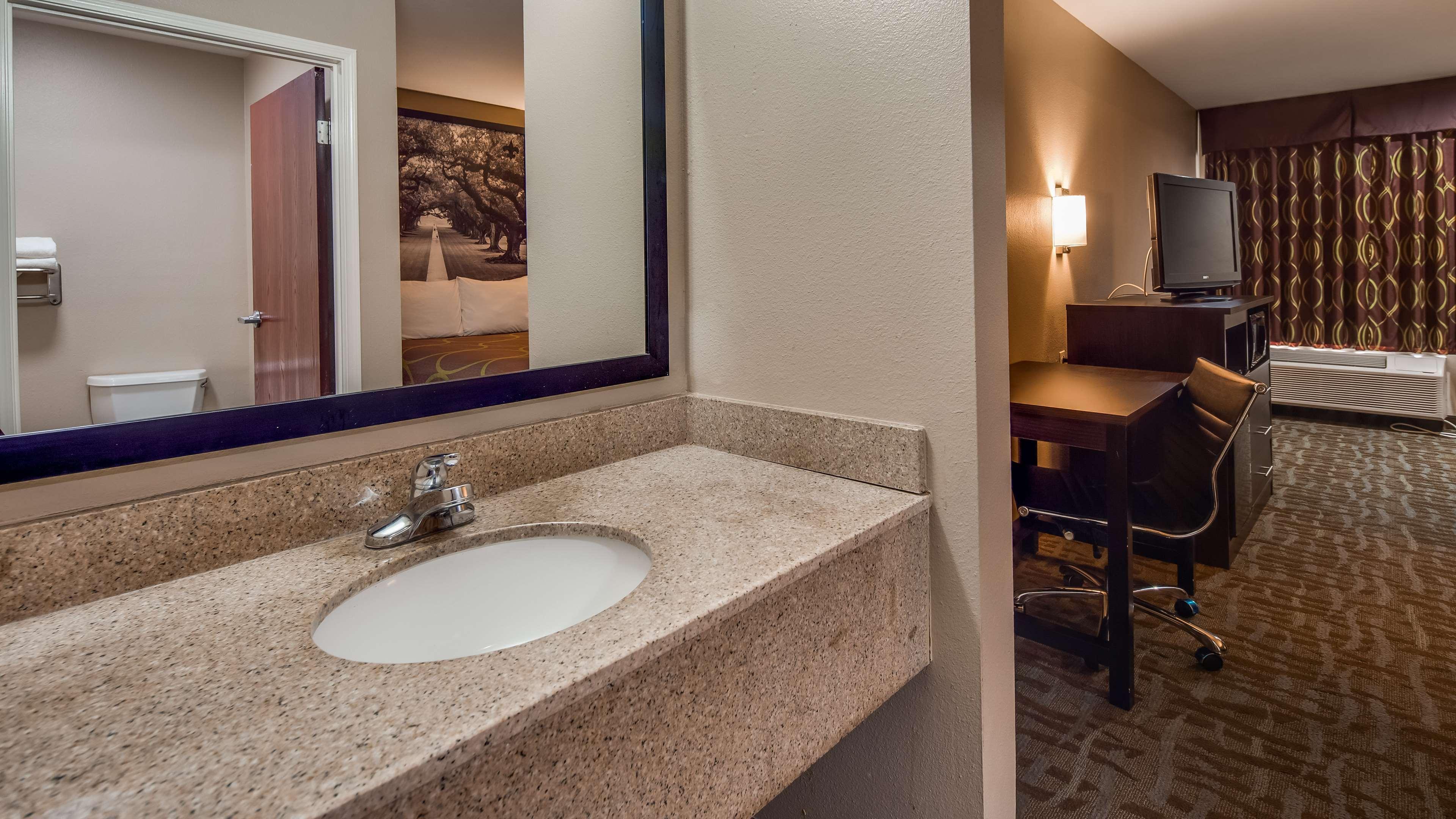Surestay Hotel By Best Western Alexandria Airport מראה חיצוני תמונה